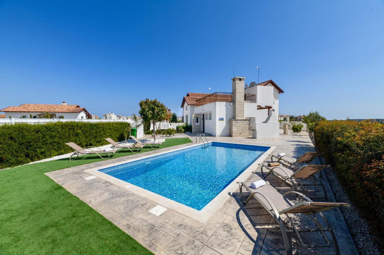 Kymma Holiday Homes&Bungalows Ayia Napa Exteriör bild