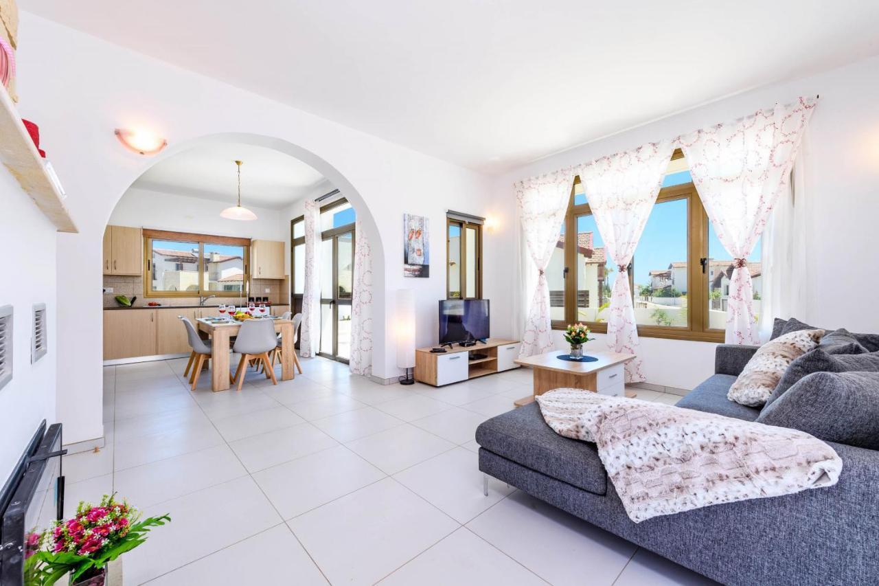 Kymma Holiday Homes&Bungalows Ayia Napa Exteriör bild