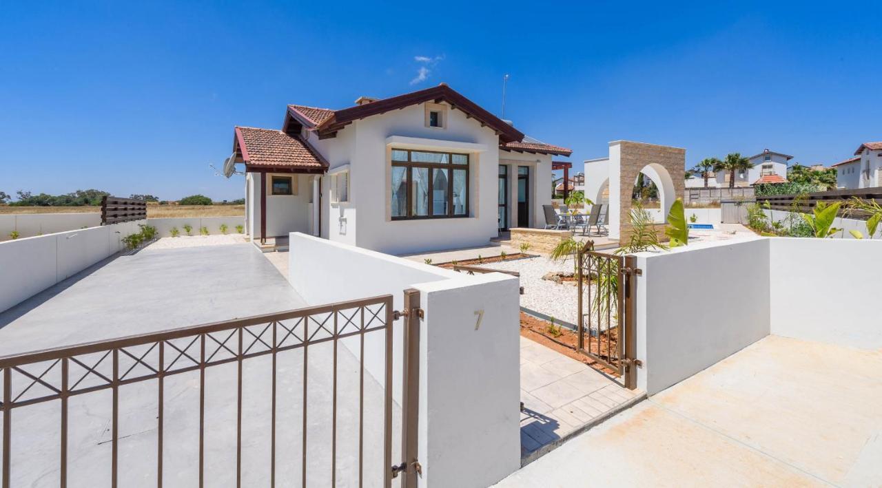 Kymma Holiday Homes&Bungalows Ayia Napa Exteriör bild